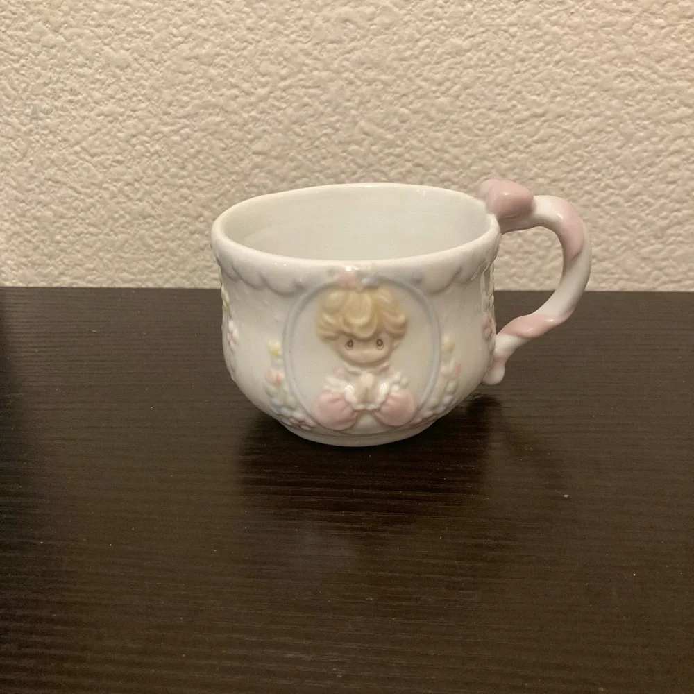 Vintage 1994 Precious Moments cup